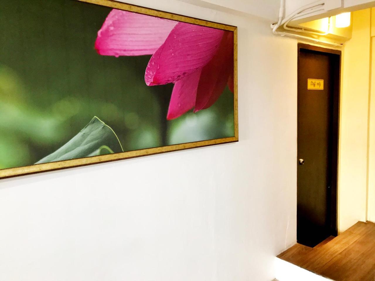 Manon Sleepeatdrink Bed & Breakfast Chiang Mai Exterior photo